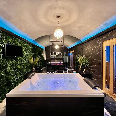 Casa 'SPA THERMAE COLOSSEO' Roma Exterior foto