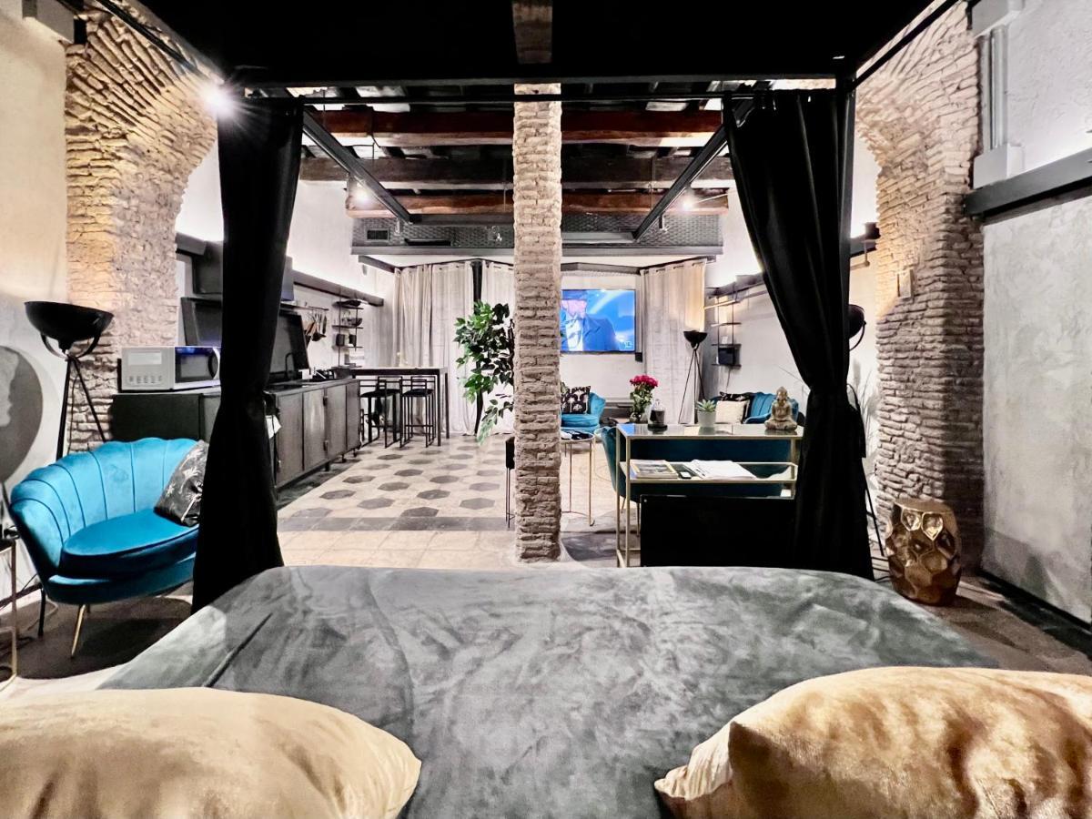 Casa 'SPA THERMAE COLOSSEO' Roma Exterior foto