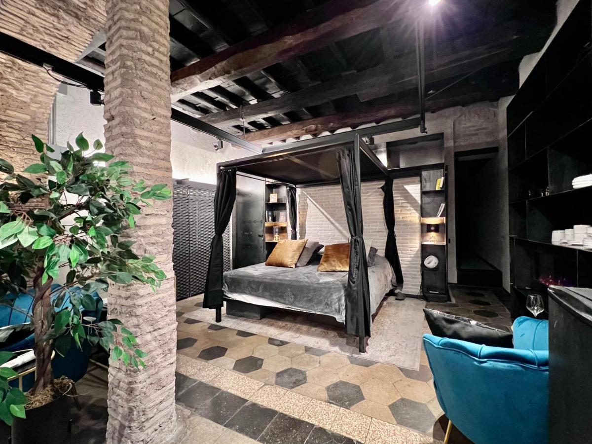 Casa 'SPA THERMAE COLOSSEO' Roma Exterior foto