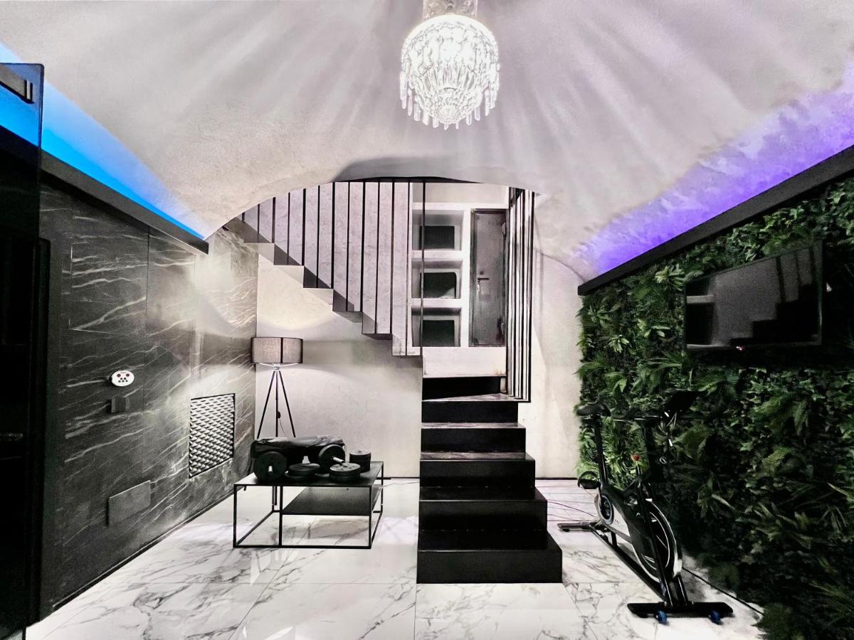 Casa 'SPA THERMAE COLOSSEO' Roma Exterior foto